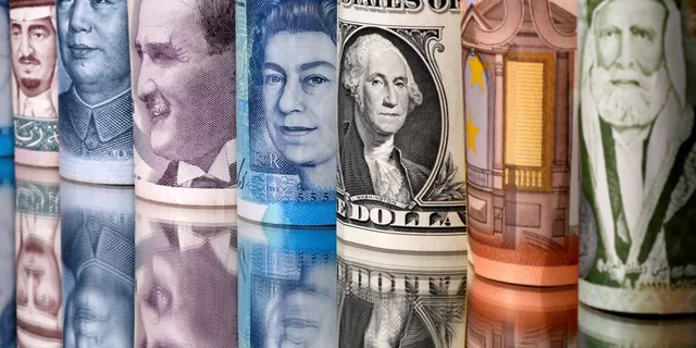 ดอลลาร์สหรัฐแข็งค่าขึ้นหรือว่าสกุลเงินอื่นอ่อนค่าลง?