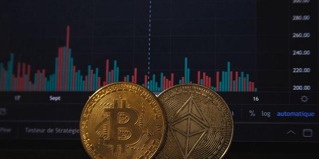 Ethereum reached a record high of $1 563