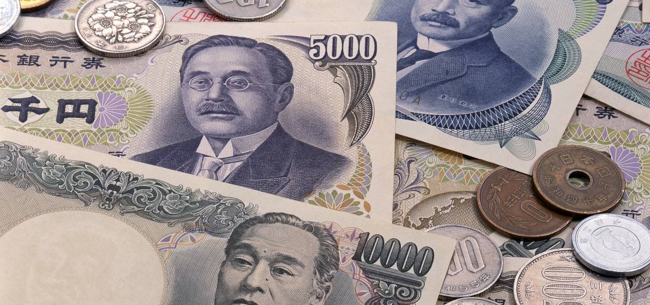 Yen drops as risk sentiment recovers