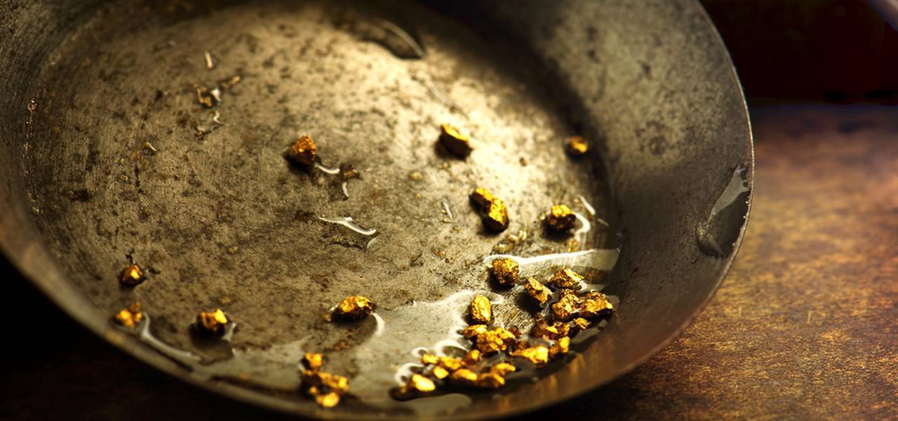 Gold is nearly intact ahead of the G7 summit
