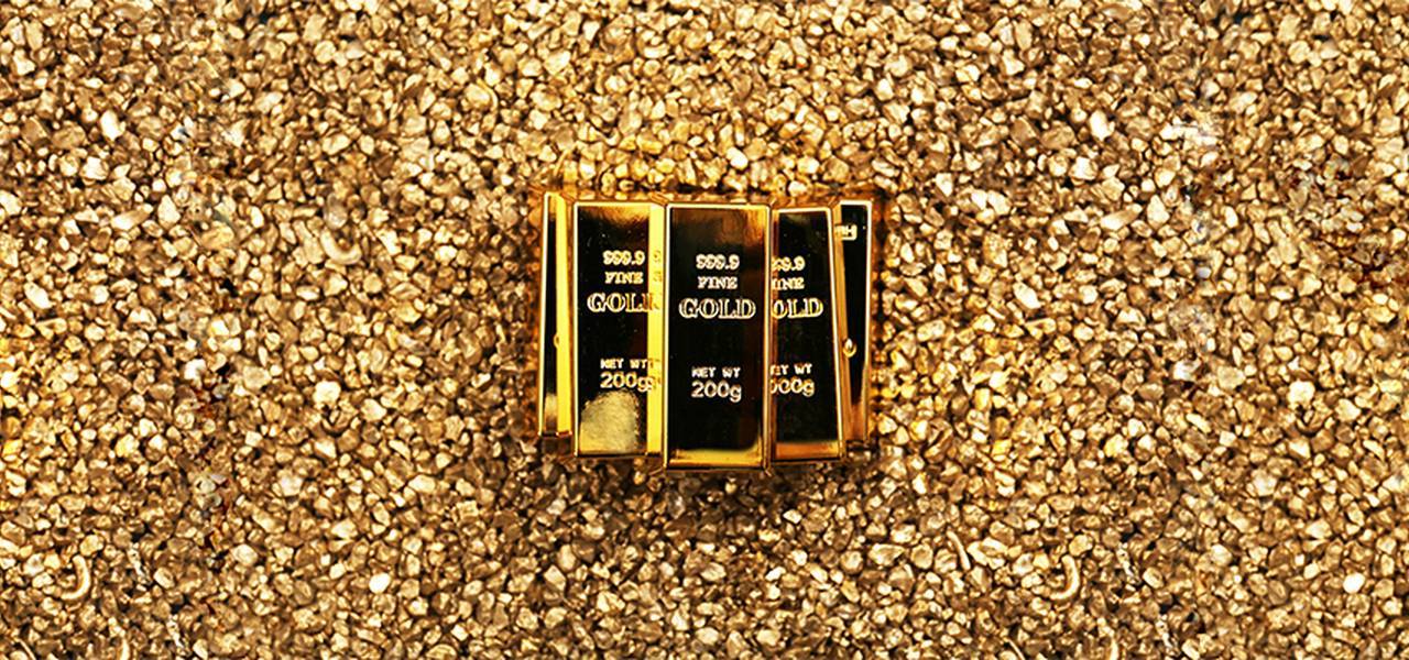 Gold sinks in Asia as Trump is ready for showdown vote