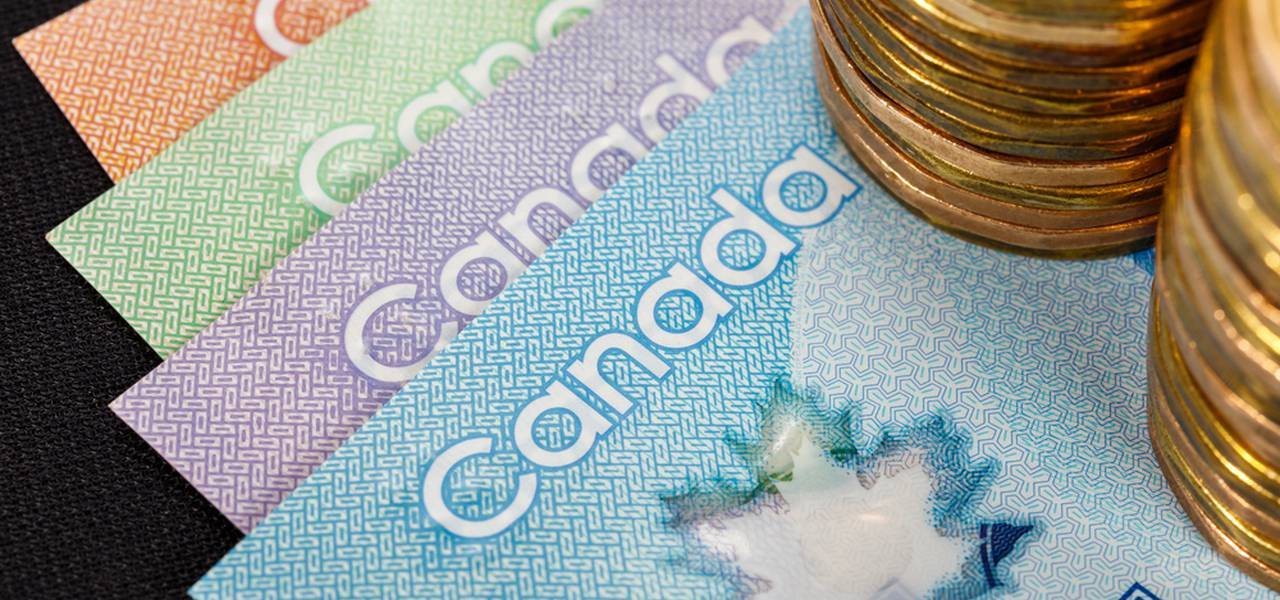Canadian dollar is awaiting the jobs data