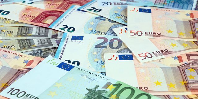 EUR: $590bln rescue package