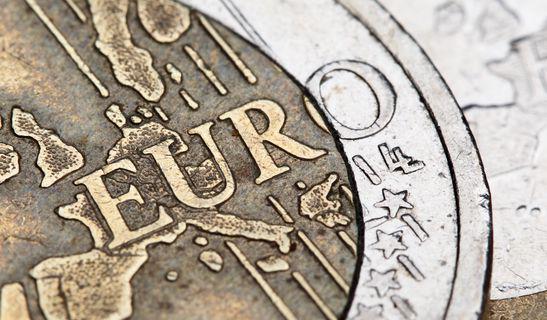 EUR/USD: no any reversal pattern so far