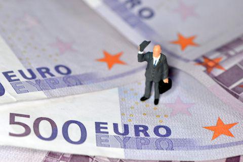 EUR/USD: euro returned under Cloud