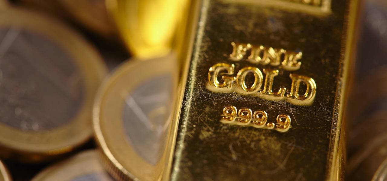 GOLD: 'Shooting Star' at the 'Window'
