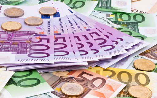 EUR/USD: euro resists correction