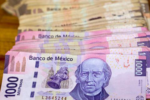 USD/MXN can offer more