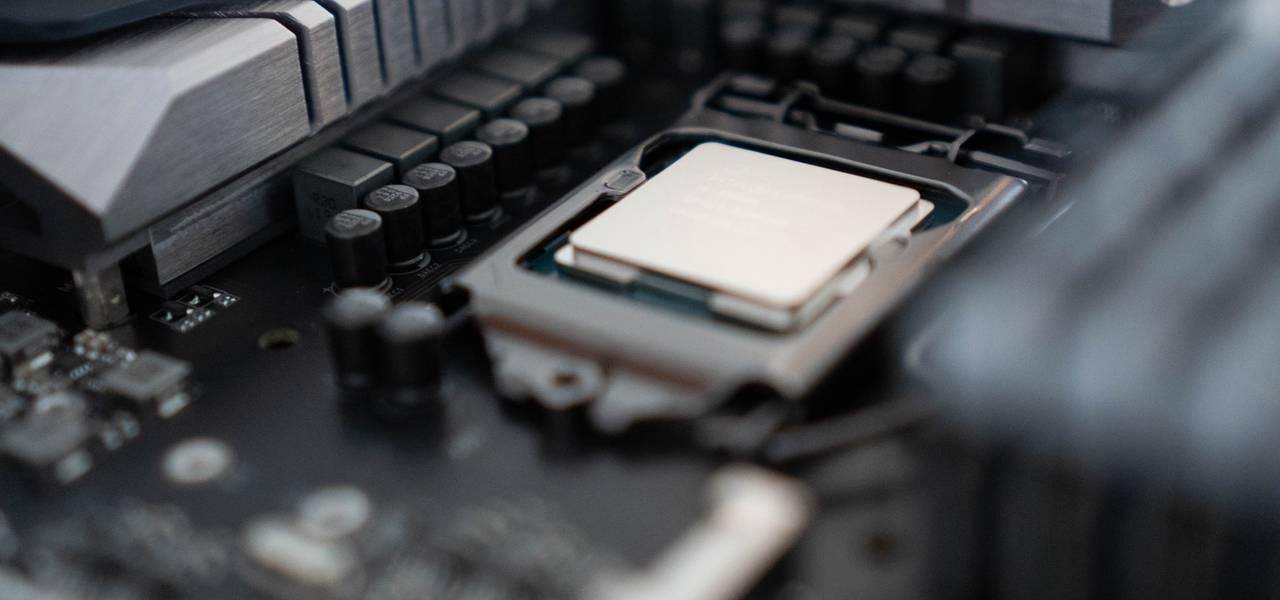 Intel vs AMD: Who will Win CPU Competition?