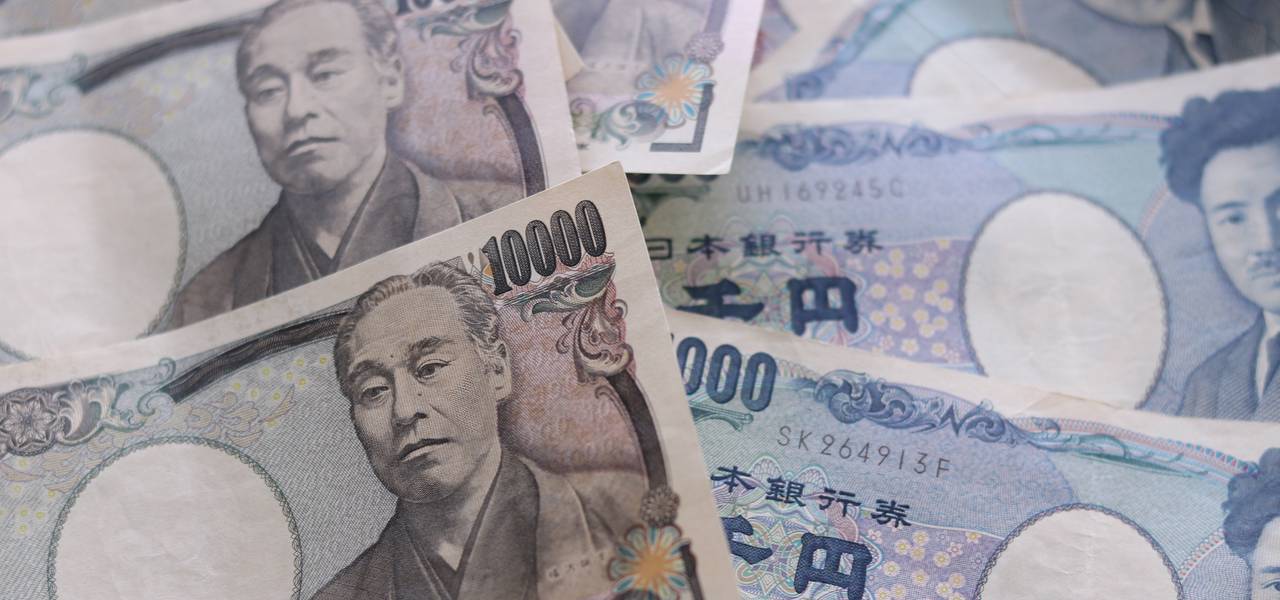 USD/JPY: pair reached the lower "Window