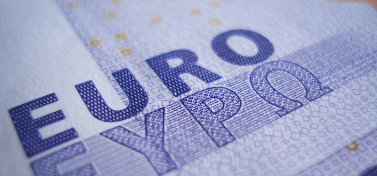 EUR/USD: "Flag" pattern