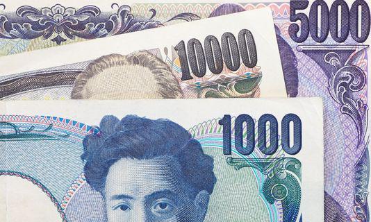 USD/JPY: pair to test the 34 Moving Average