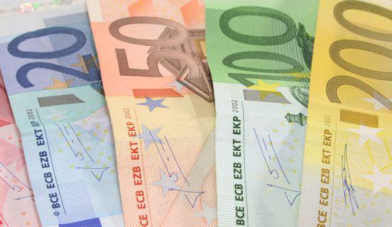 EUR/USD: price rising because of 'Triple Bottom'