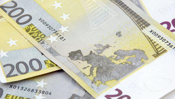 EUR/USD: 'Flag' led to new high