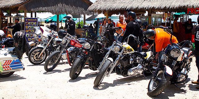 FBS goes touring with Indonesia’s Motorcycle Club!