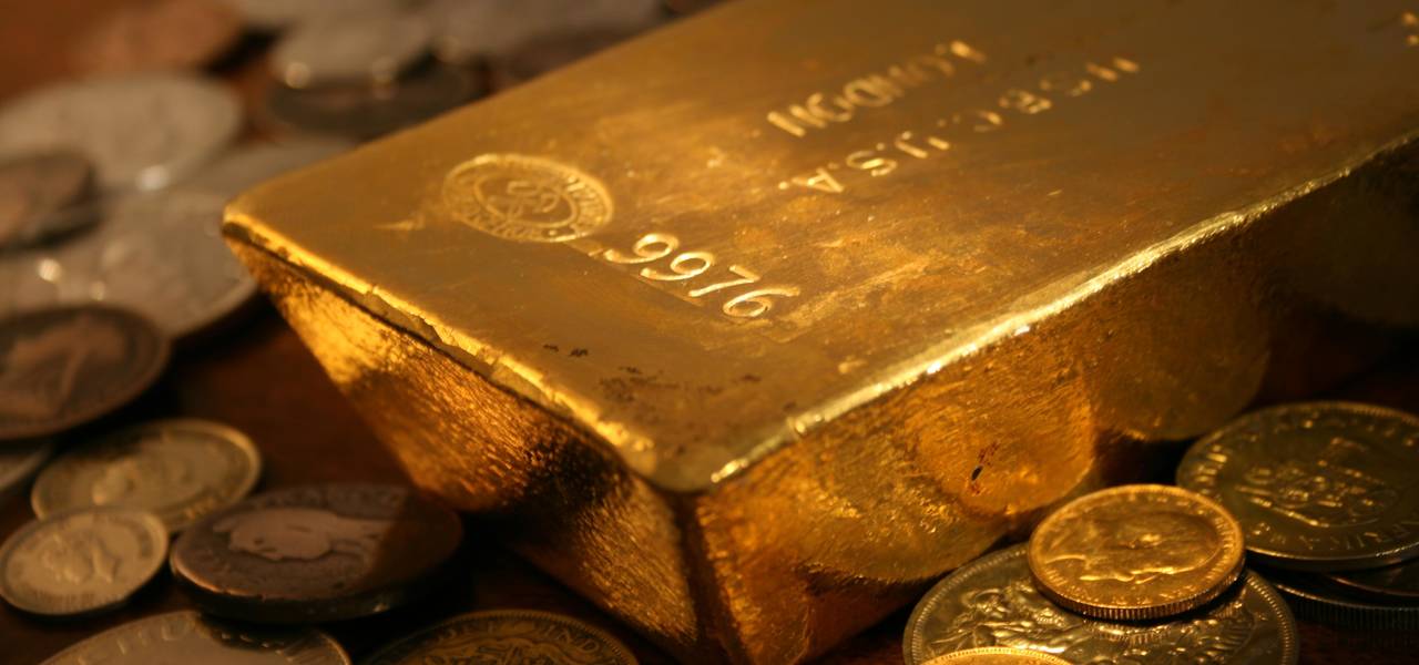 Gold reaches 1-month maximum as trade war concerns back safe haven demand