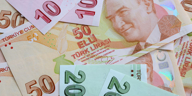 Turkish lira continues to weaken
