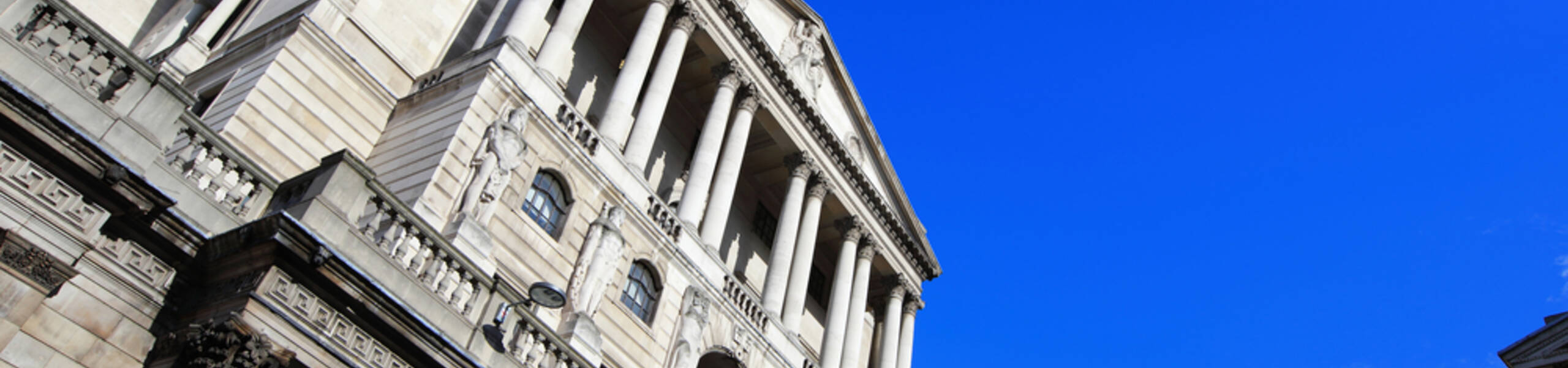 Bank of England Memangkas Pertumbuhan Ekonomi