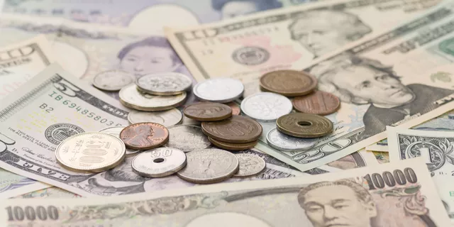 USD/JPY : ยังมีความผันผวนและยังอยู่ในการพักตัว