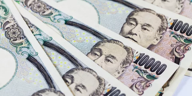 USD / JPY: Par recua de topos diários em meio ao clima de aversão ao risco