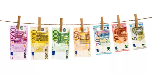 EUR/USD higher but stalling ahead of the October highs