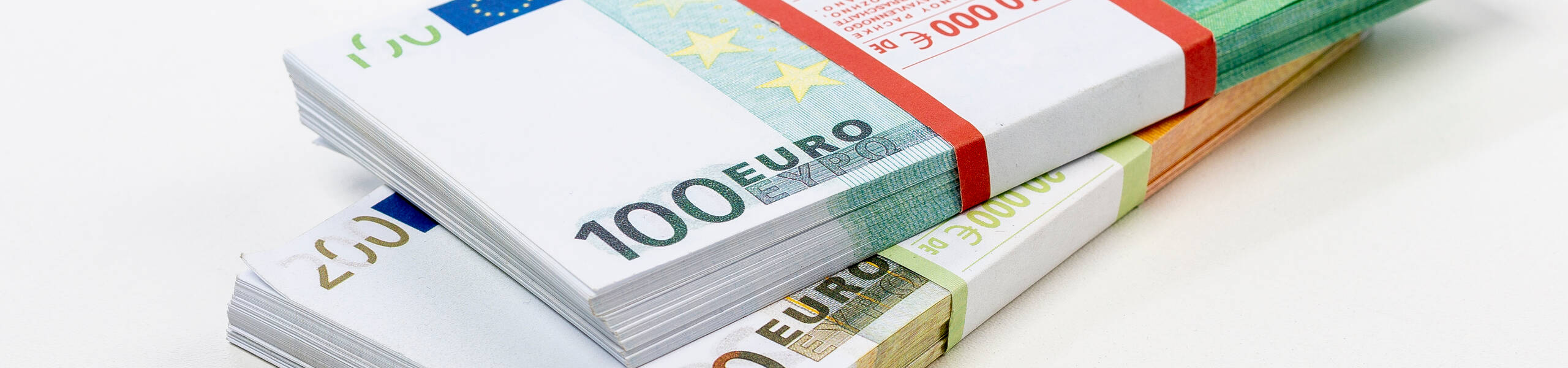 EURCHF bergerak tenang di dalam indikator EMA