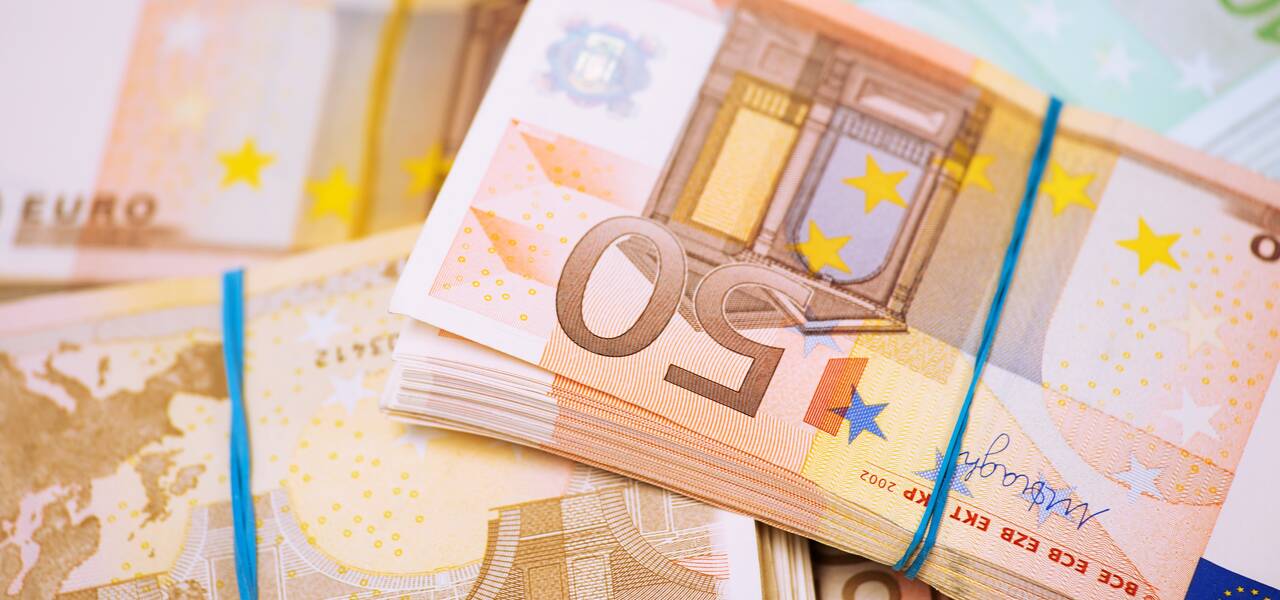 EUR/USD: koreksi bullish dimulai