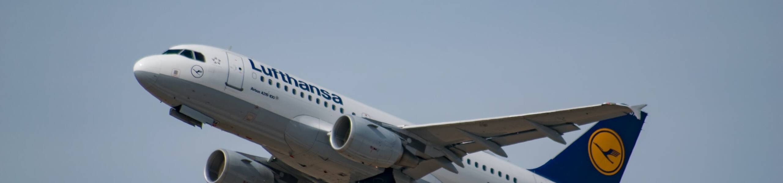 Lufthansa: Stocks Drop Ahead of Additional Issue