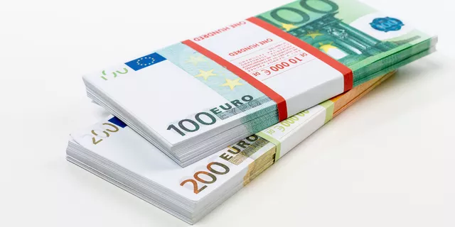 Touros do EUR / USD cede terreno e o par cai abaixo de 1,1600