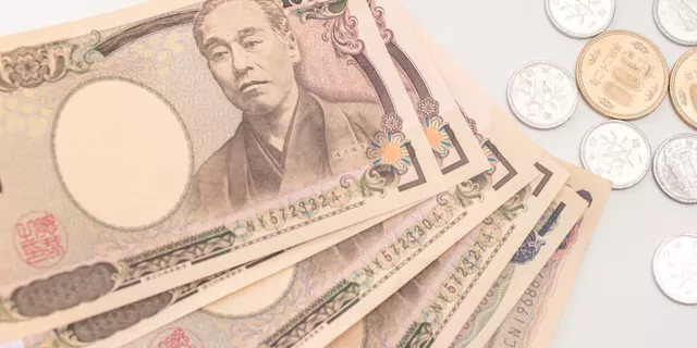 Par USD/JPY renova o máximo de seis anos acima de 120,00