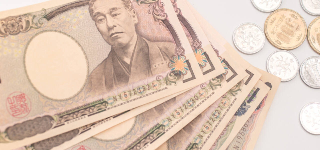 Par USD/JPY renova o máximo de seis anos acima de 120,00