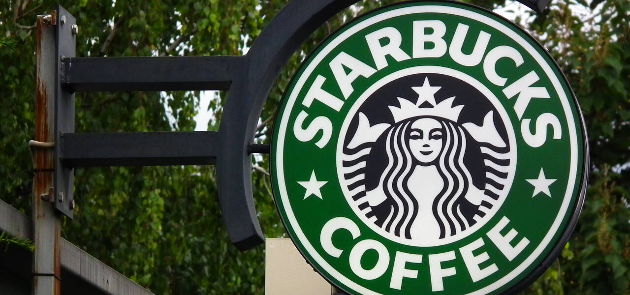 Starbucks (SBUX): Reporte de Ganancias del 3T 2022 . ¿Qué esperar?