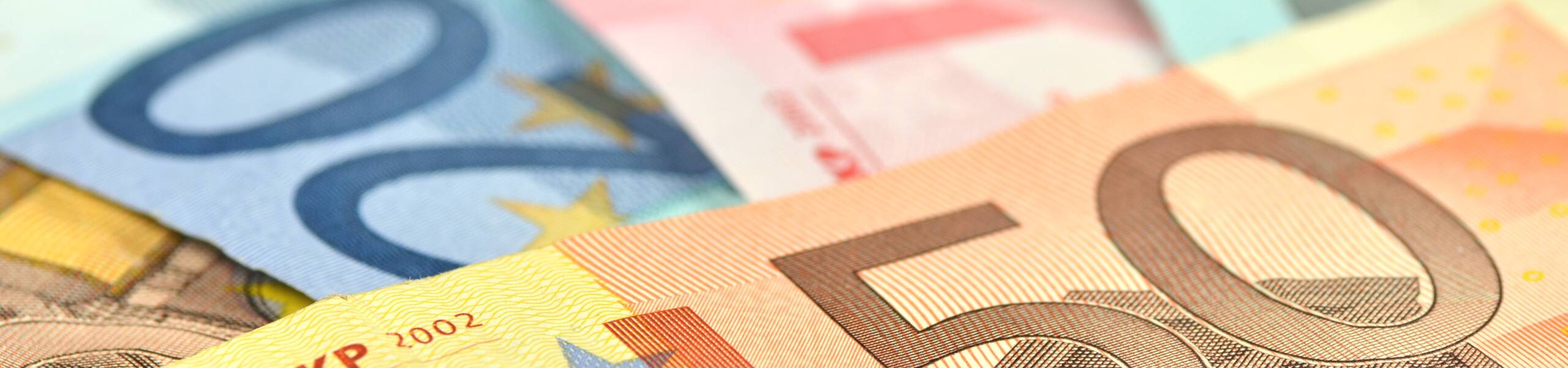 EUR/USD: price reached upper 