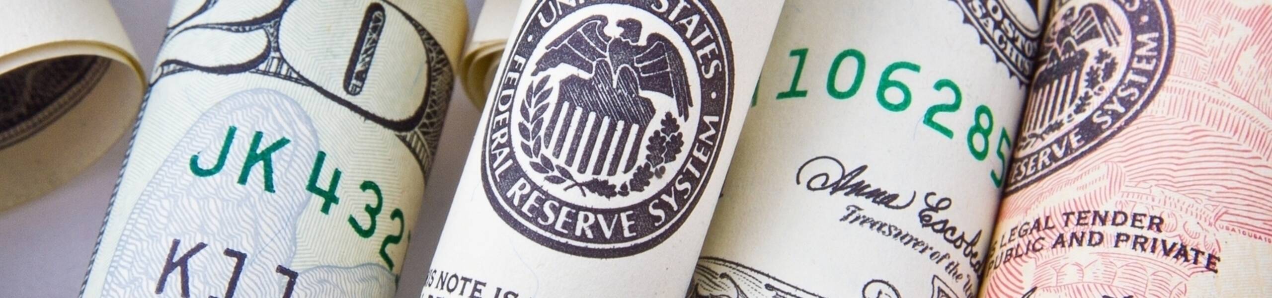 Dólar dos Estados Unidos é mais forte em meio ao testemunho de Powell