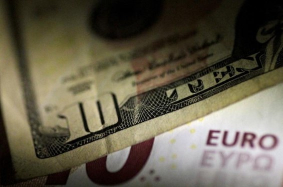 Dolar sobre euro.jpg